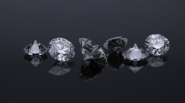 Pourquoi acheter un diamant en ligne ?