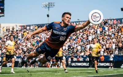 champion ultimate Frisbee